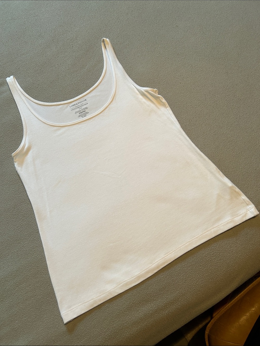 Lord & Taylor White Scoop Neck Tank